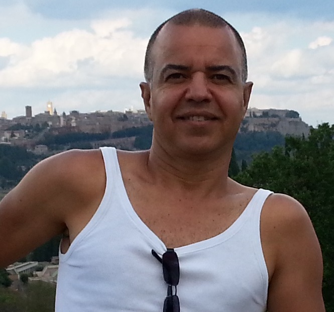 #yogainforesthill #iyengaryoga #onlineyoga #robbieyoga #graziayoga #yogamat #yogaprop