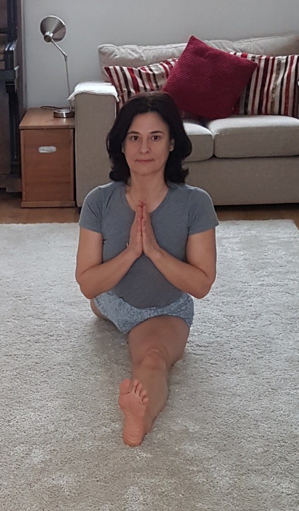 #graziafarina #iyengaryoga #yogainforesthill