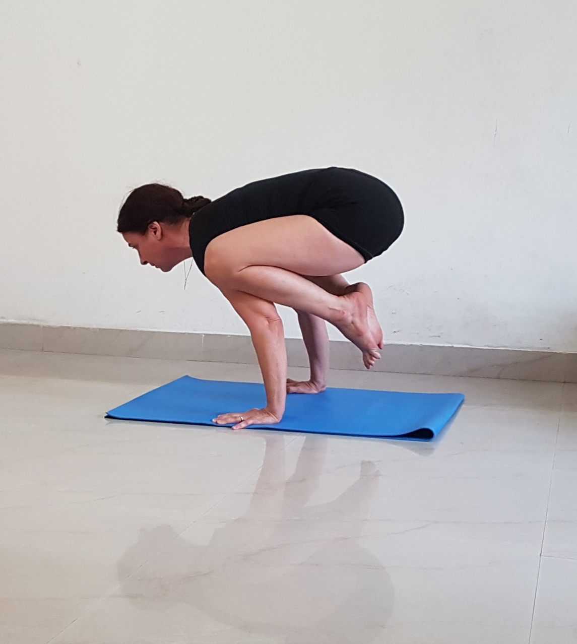 #Online #YogaClasses #GraziaFarinaperforming #Virabhadrasana-1 #marichyasana3 #marichyasana3 #adhomukavrksasana #handstand #handbalance #ubbayapadangustasana #krounsasana #urdhvaprasaritaekapadasana #graziafarina #astavakrasana #Purvottanasana #robbiesilva #iyengayogacenter #upavistakonasana #alfrescoyoga #praia #robbieyiyengaryoga #yogablocks #yogaprops #yogachair #indianyogabolster #yogablanket #yogainforesthill #gryoga #iyengaryoga #staysafe #covid-19 #coronavirus #robertoyoga #graziayoga #restorativeyoga #yogaonline #livestreamyoga #yogalondon