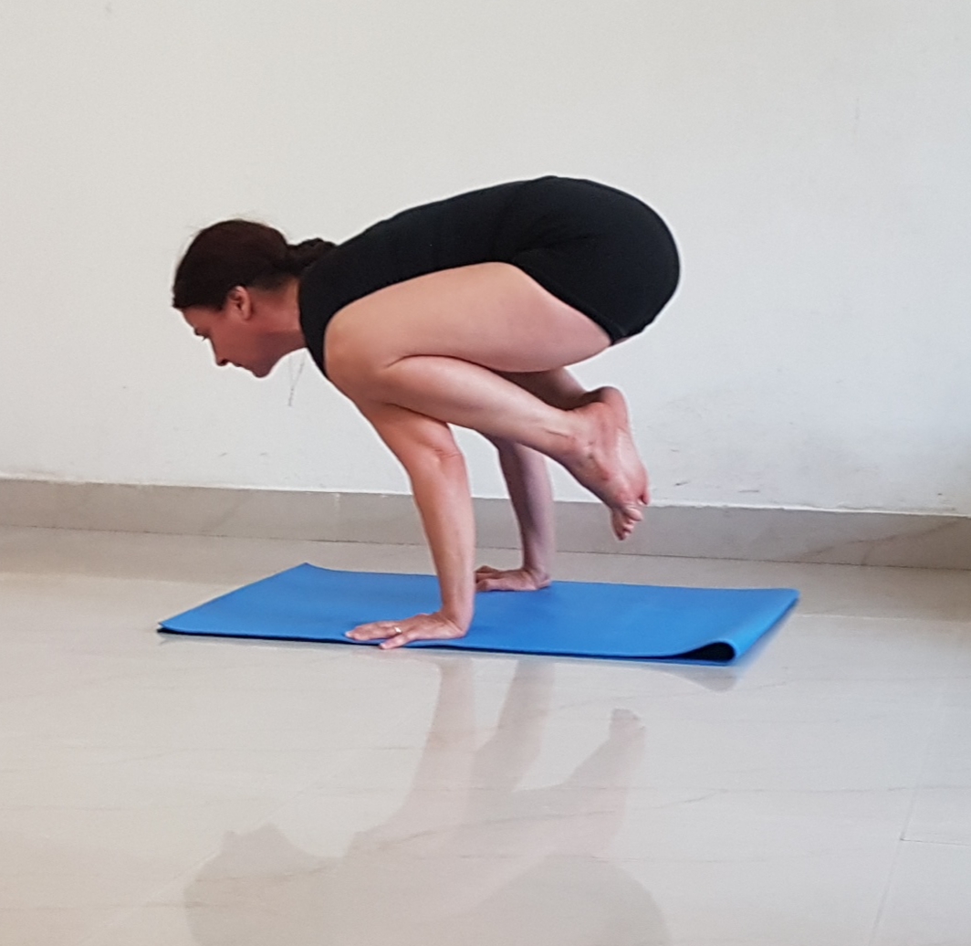 #Online #YogaClasses #GraziaFarinaperforming #Virabhadrasana-1 #marichyasana3 #marichyasana3 #adhomukavrksasana #handstand #handbalance #ubbayapadangustasana #krounsasana #urdhvaprasaritaekapadasana #graziafarina #astavakrasana #Purvottanasana #robbiesilva #iyengayogacenter #upavistakonasana #alfrescoyoga #praia #robbieyiyengaryoga #yogablocks #yogaprops #yogachair #indianyogabolster #yogablanket #yogainforesthill #gryoga #iyengaryoga #staysafe #covid-19 #coronavirus #robertoyoga #graziayoga #restorativeyoga #yogaonline #livestreamyoga #yogalondon