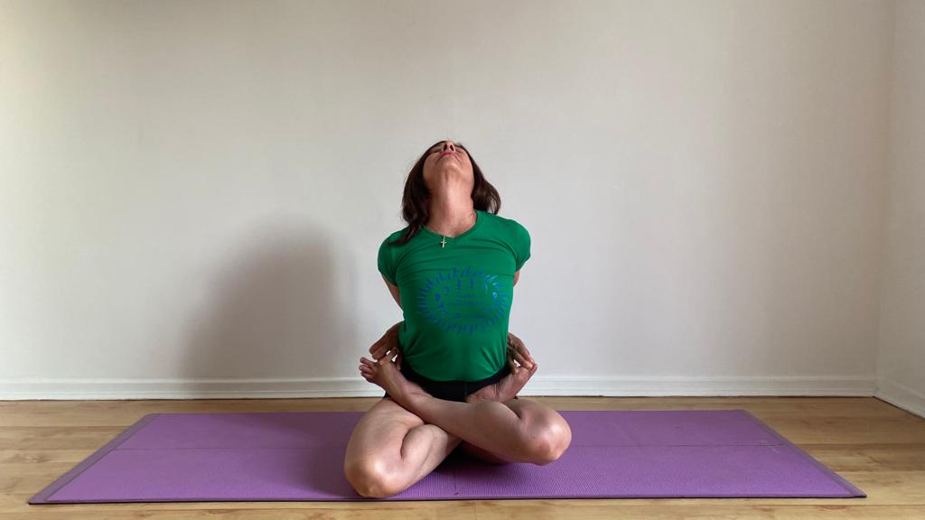 #ubbayapadangustasana #krounsasana #urdhvaprasaritaekapadasana #graziafarina #astavakrasana #Purvottanasana #robbiesilva #iyengayogacenter #upavistakonasana #alfrescoyoga #praia #robbieyiyengaryoga #yogablocks #yogaprops #yogachair #indianyogabolster #yogablanket #yogainforesthill #gryoga #iyengaryoga #staysafe #covid-19 #coronavirus #robertoyoga #graziayoga #restorativeyoga #yogaonline #livestreamyoga #yogalondon