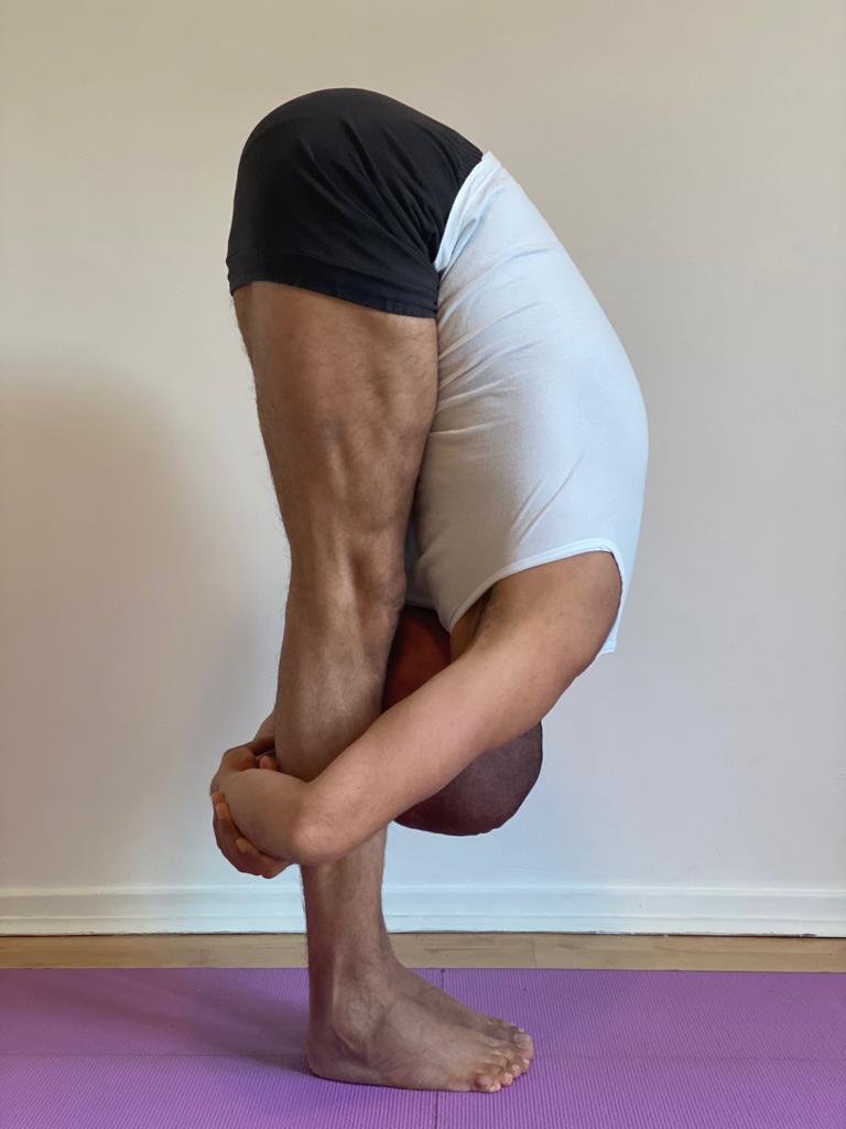 #uttanasana #ubbayapadangustasana #krounsasana #urdhvaprasaritaekapadasana #graziafarina #astavakrasana #Purvottanasana #robbiesilva #iyengayogacenter #upavistakonasana #alfrescoyoga #praia #robbieyiyengaryoga #yogablocks #yogaprops #yogachair #indianyogabolster #yogablanket #yogainforesthill #gryoga #iyengaryoga #staysafe #covid-19 #coronavirus #robertoyoga #graziayoga #restorativeyoga #yogaonline #livestreamyoga #yogalondon