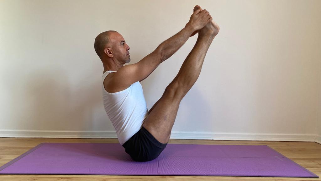 #ubbayapadangustasana #krounsasana #urdhvaprasaritaekapadasana #graziafarina #astavakrasana #Purvottanasana #robbiesilva #iyengayogacenter #upavistakonasana #alfrescoyoga #praia #robbieyiyengaryoga #yogablocks #yogaprops #yogachair #indianyogabolster #yogablanket #yogainforesthill #gryoga #iyengaryoga #staysafe #covid-19 #coronavirus #robertoyoga #graziayoga #restorativeyoga #yogaonline #livestreamyoga #yogalondon