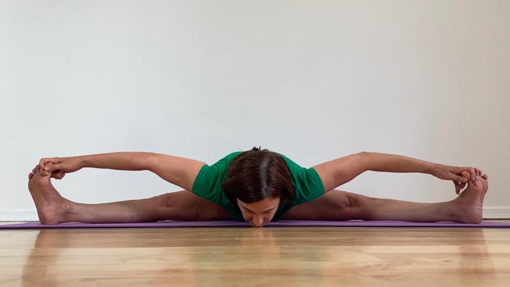 #yogainforesthill #robbieyoga#robertosilvayoga #graziayoga #ubbayapadangustasana #krounsasana #urdhvaprasaritaekapadasana #astavakrasana #Purvottanasana #iyengayogacenter #upavistakonasana #alfrescoyoga #praia #robbieyiyengaryoga #yogablocks #yogaprops #yogachair #indianyogabolster #yogablanket #yogainforesthill #gryoga #iyengaryoga #staysafe #covid-19 #coronavirus #robertoyoga #graziayoga #restorativeyoga #yogaonline #livestreamingyoga #yogalondon