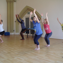 #yogaforkids #yogaforchildren #yoga4kids #yogainforesthill #iyengaryoga #onlineyoga #iyengaryoga #robbieyoga #graziayoga